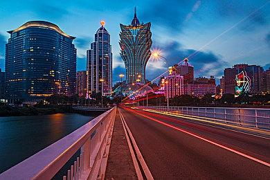 《博德之门3》PS5版将与PC版保持同步更新 9月6日发售